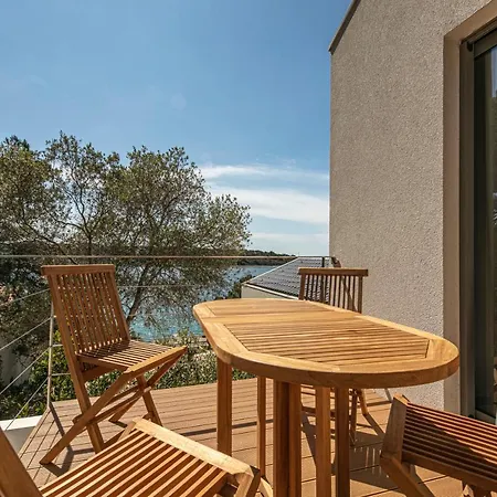 Del Mar Mali Lošinj